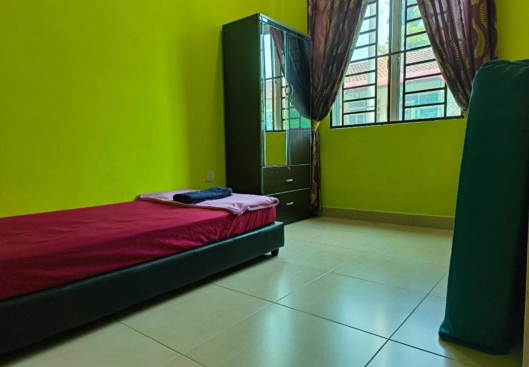 Irdina Homestay Formuslims - ชังลุน ภายนอก รูปภาพ